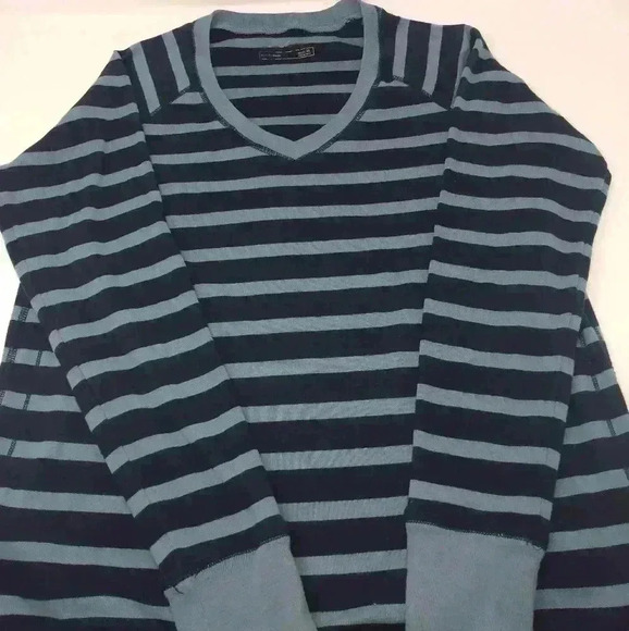 Eddie Bauer striped long sleeve - Picture 2 of 4